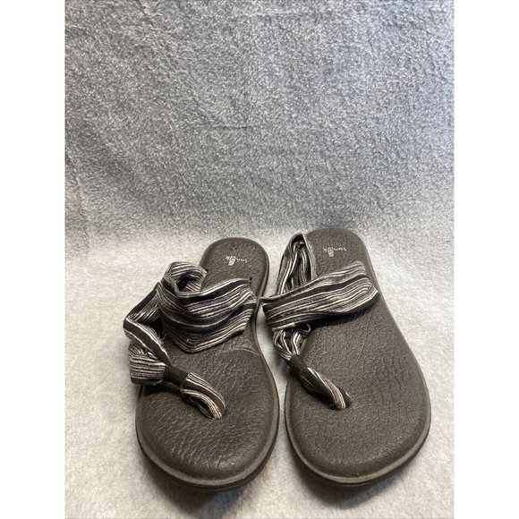 SANUK Women Sz 9 Lot Of 2 Black White Striped Cloth Straps Flat SANDALS Slip On - Picture 3 of 12